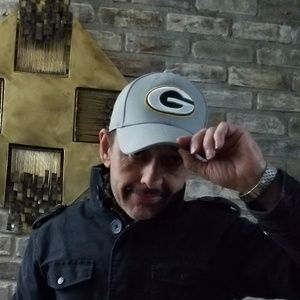 Meet your Posher, Rafael